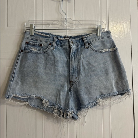 Abercrombie & Fitch Pants - Abercrombie & Fitch light blue frayed denim shorts
